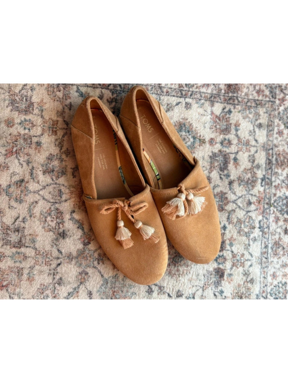 Womens size 9.5 TOMS Brown Suede Flats W/ Tassle